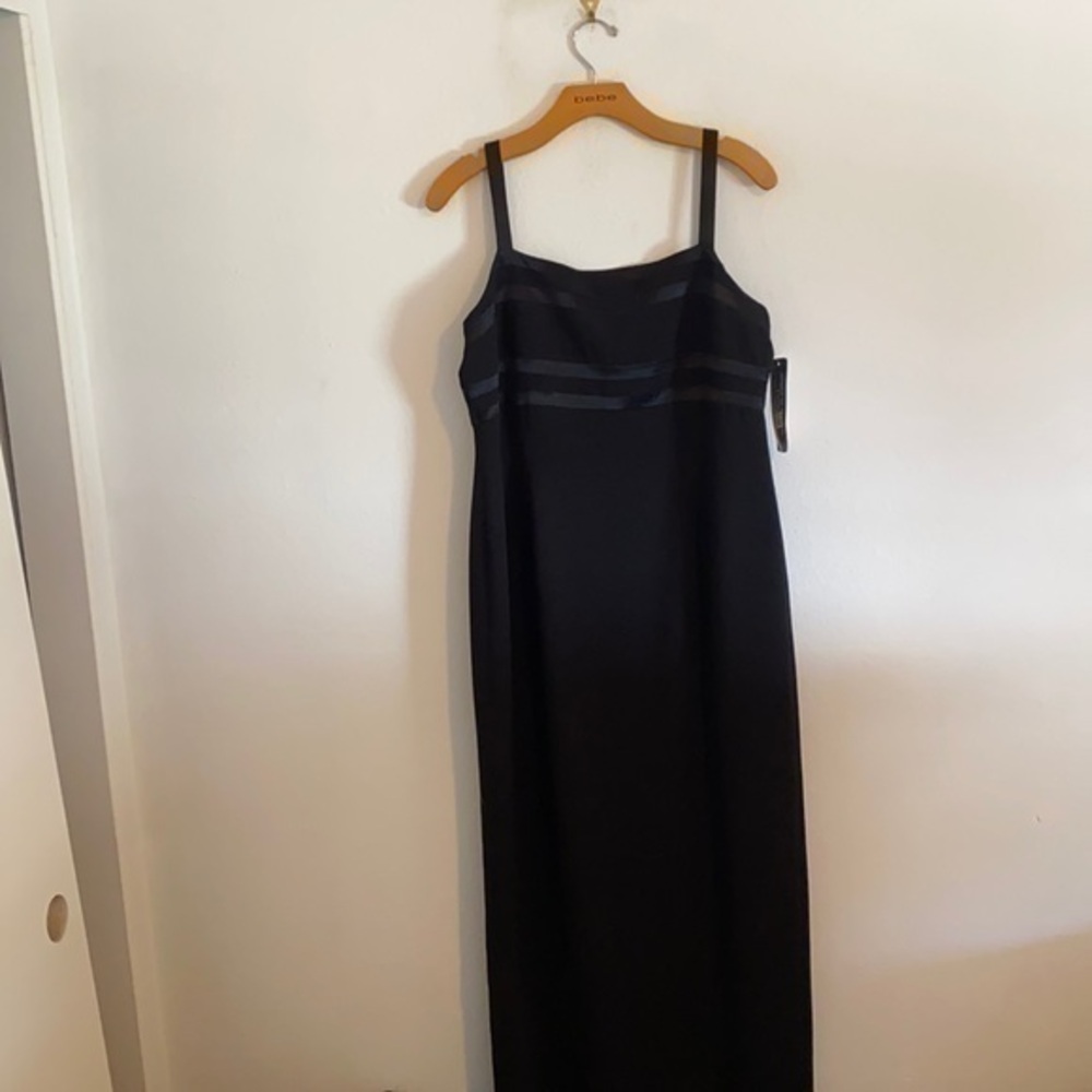 NWT JONES NEW YORK SOLID BLACK DRESS SIZE 12P